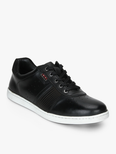 

Black Sneakers