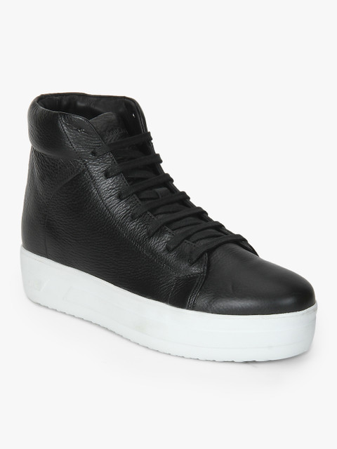 

Black Casual Sneakers