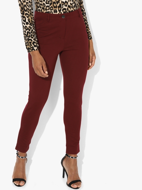 

Maroon Solid Slim Fit Chinos