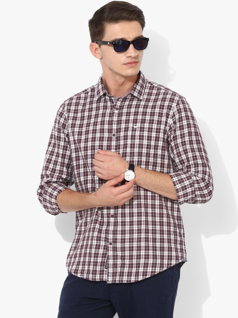 

Blackberrys Men Maroon Slim Fit Checked Casual Shirt