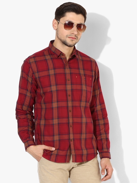 

Maroon Checked Slim Fit Casual Shirt