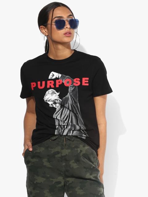 

ONLY Women Black Printed Round Neck T-shirt