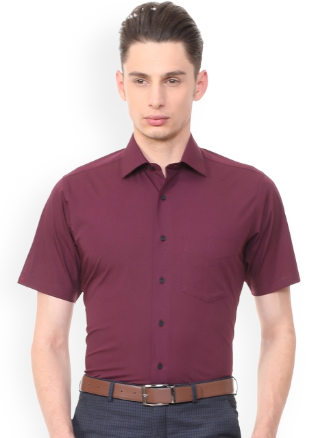 

Van Heusen Men Maroon Regular Fit Solid Casual Shirt