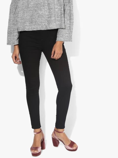 

Black Solid Jeggings