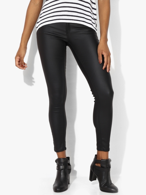 

Black Coloured Mid Rise Regular Fit Jeans