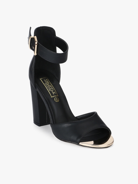 

Black Sandals