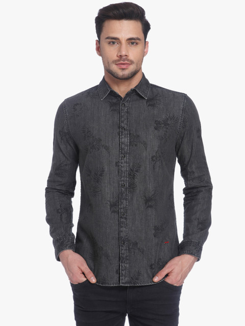 

Black Printed Slim Fit Casual Shirt