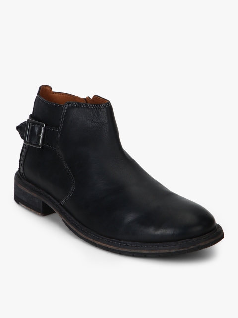 

Black Boots