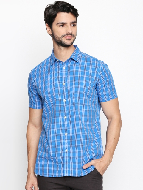 

Spiritus by pantaloons Men Blue Regular Fit Checked Casual Shirt