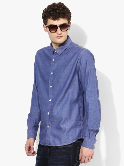 

Blue Textured Regular Fit Casual Shirt