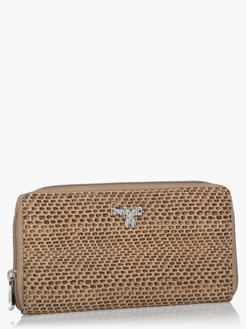

Lzxe4 Betty Y G Nashila Beige Wallet