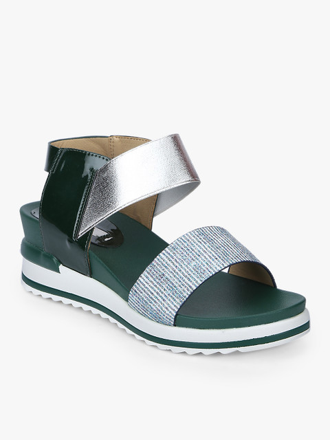 

Silver Wedges