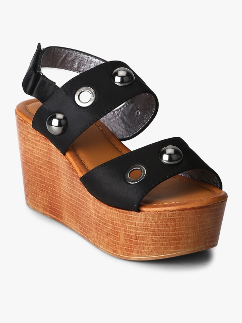 

Black Wedges