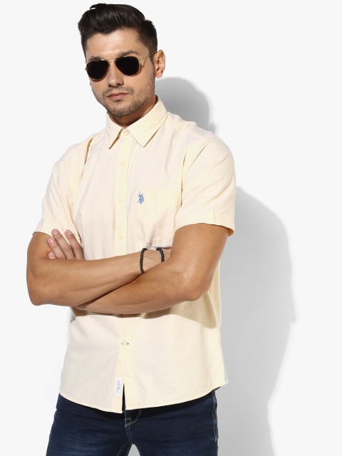 

Cream Solid Regular Fit Casual Shirt