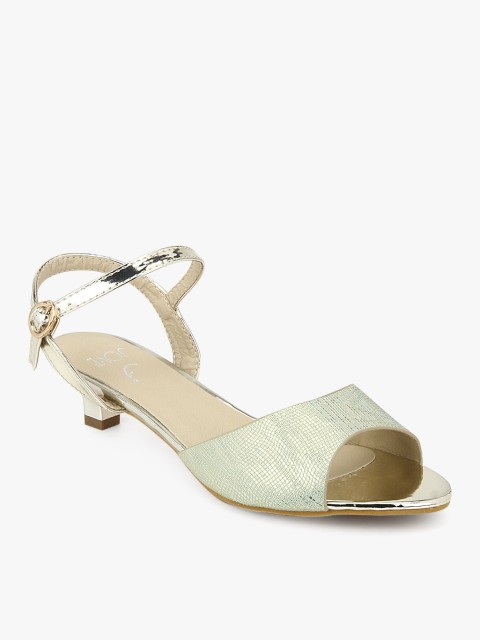 

Gold Open Toe Sandals