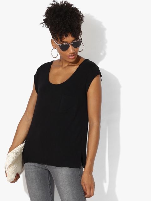 

Black Solid T-Shirt