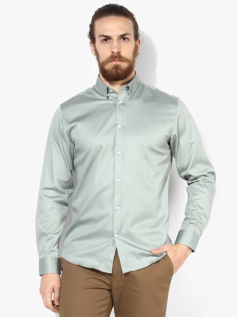 

Grey Solid Regular Fit Casual Shirt
