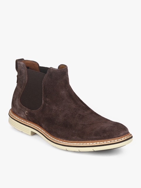 

Brown Boots