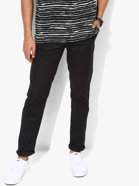 

Black Solid Slim Fit Chinos