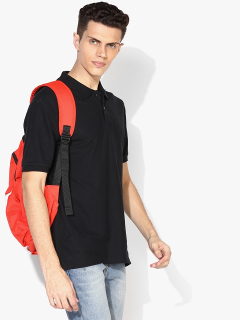 

Marks & Spencer Black Solid Regular Fit Polo T-Shirt