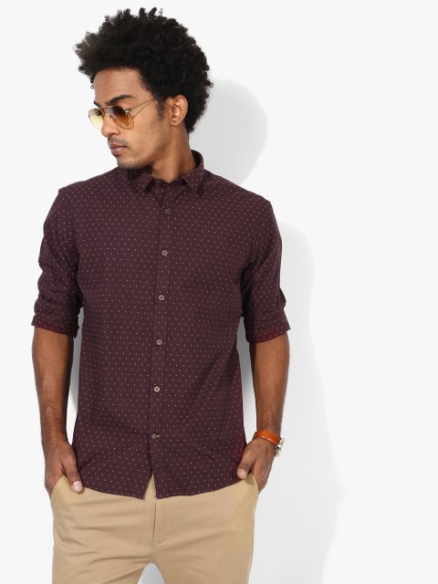 

Burgundy Self Design Slim Fit Casual Shirt