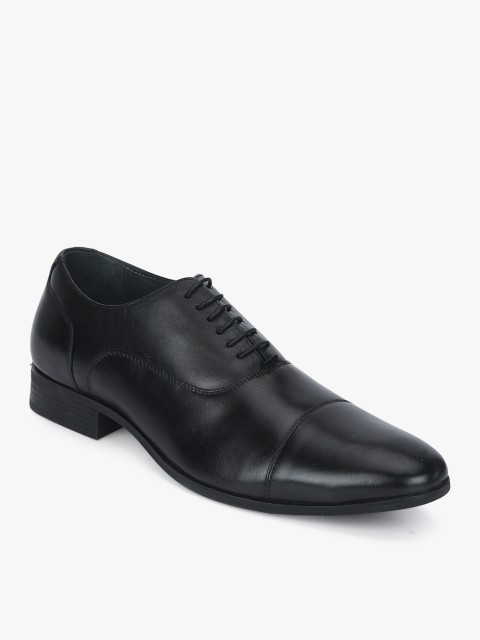 

Black Formal Shoes