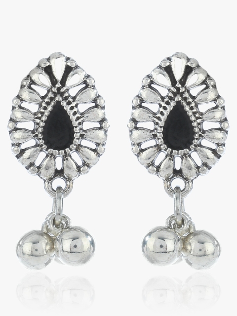 

Silver Metal Danglers And Drop