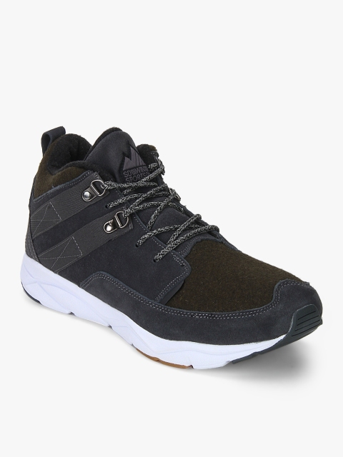

Grey Solid Sneakers