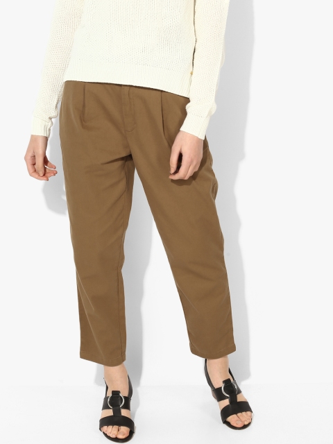 

Brown Solid Regular Fit Chinos