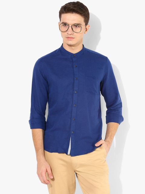 

Blue Solid Slim Fit Casual Shirt