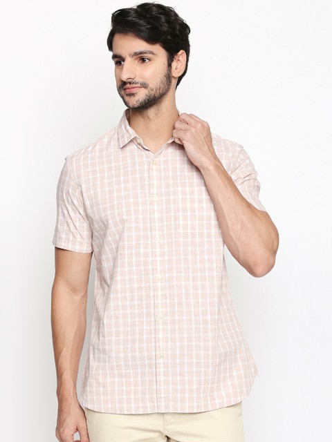 

Spiritus by pantaloons Men Peach-Coloured Regular Fit Checked Casual Shirt