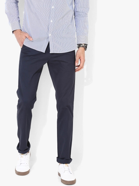 

Navy Blue Solid Slim Fit Chinos