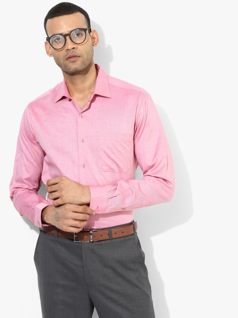 

Pink Solid Slim Fit Casual Shirt