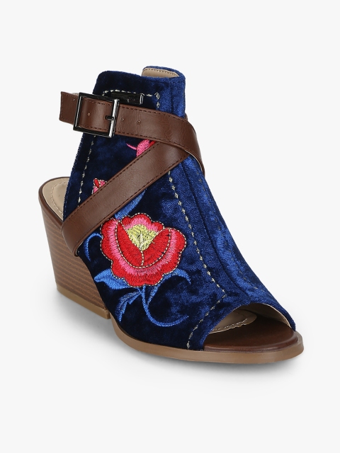 

Navy Blue Sandals