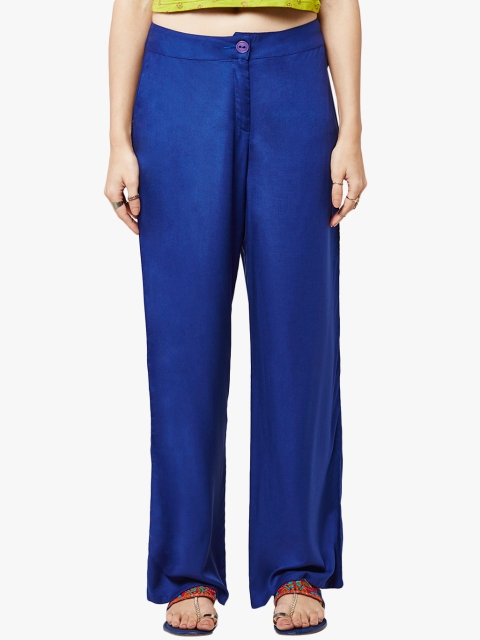 

Navy Blue Solid Flared Fit Palazzo