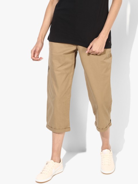 

Khaki Solid Regular Fit Cropped Chinos