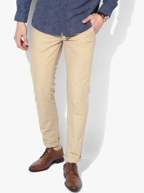 

Beige Solid Slim Fit Chinos