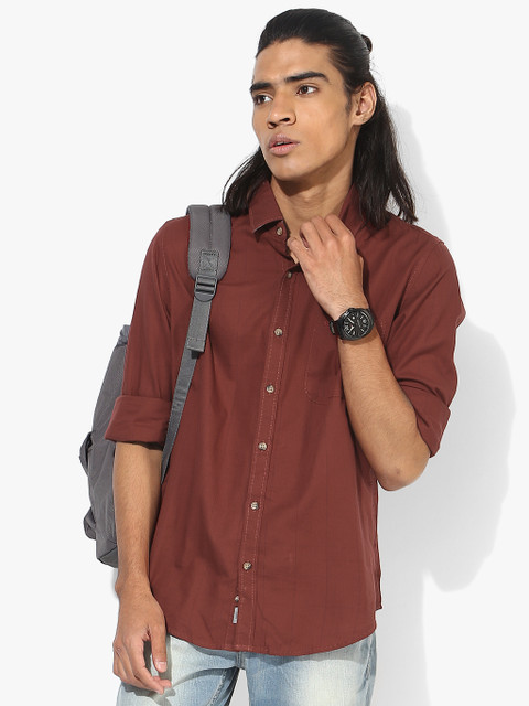 

Rust Solid Slim Fit Casual Shirt