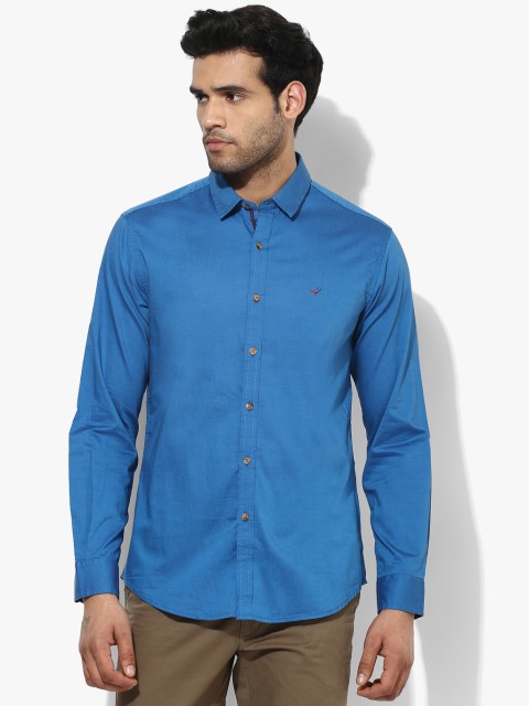 

Blue Solid Slim Fit Casual Shirt