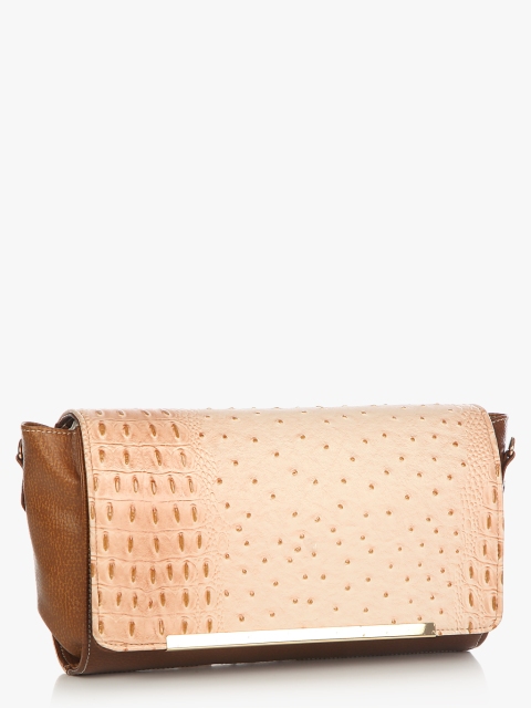 

Beige/Tan Evening Clutch