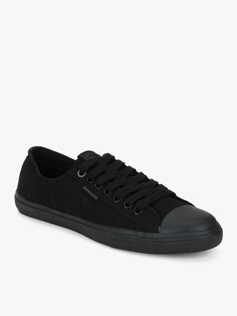 

Low Pro Black Sneakers