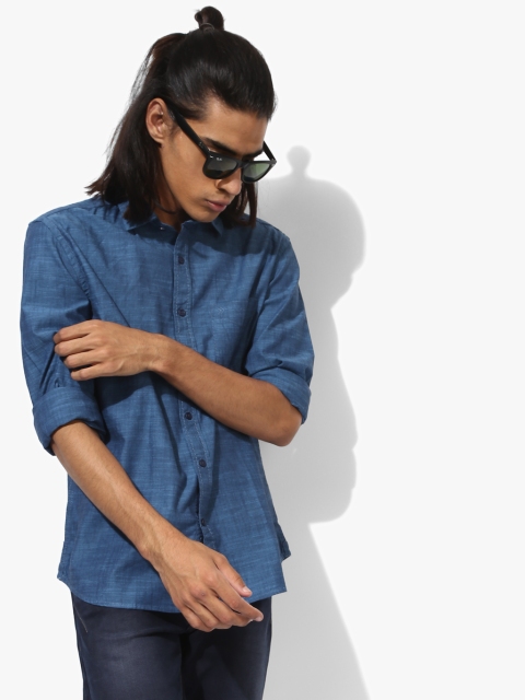 

Blue Textured Regular Fit Casual Shirt