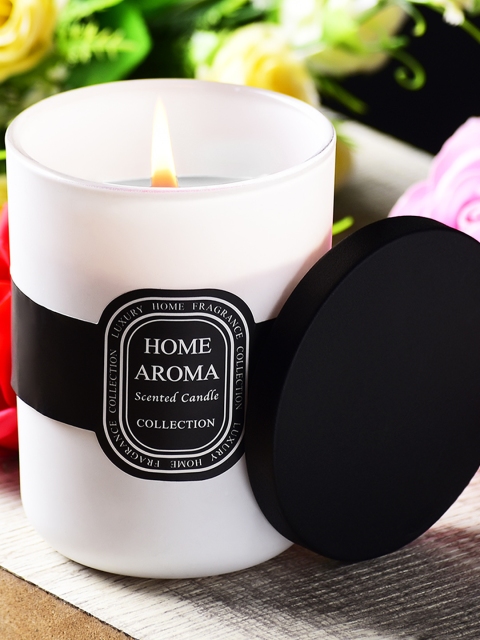 

Archies White Scented Candle