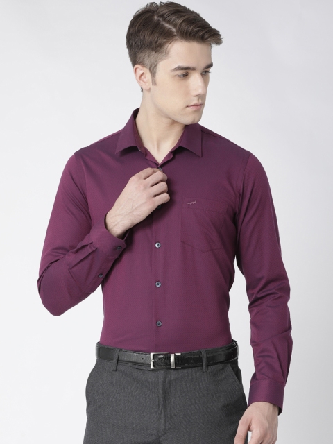 

Crocodile Men Burgundy Slim Fit Self Design Formal Shirt