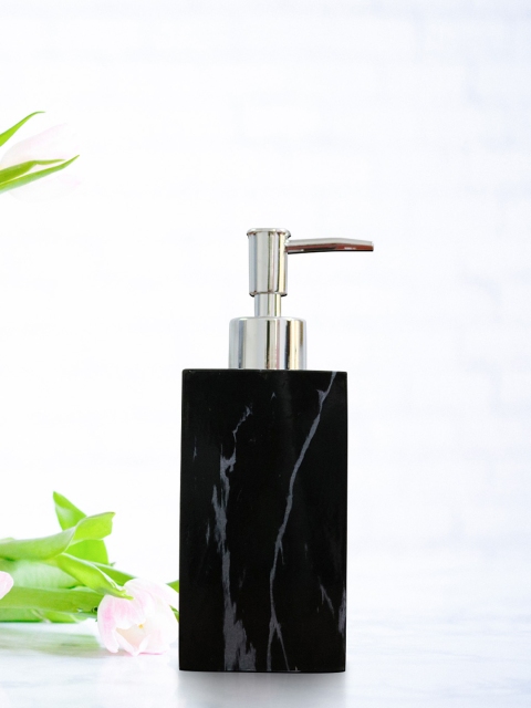

Shresmo Black Polyresin Soap Dispenser