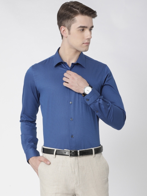 

Crocodile Men Navy Blue Slim Fit Self Design Formal Shirt