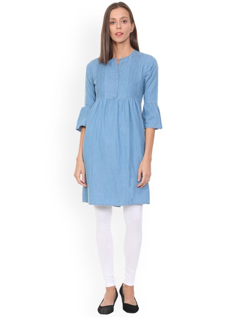 

People Women Blue Solid Straight Kurta