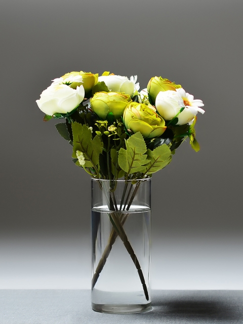 

Archies White & Green Rose Flower Sticks