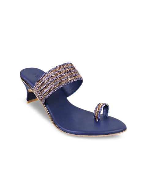 

Metro Women Blue Embellished One Toe Sandals