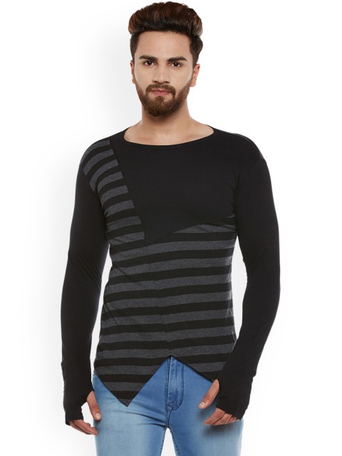 

Hypernation Men Black Striped Round Neck T-shirt